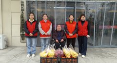 开封杞县:敬老慰问学雷锋 情暖重阳见行动